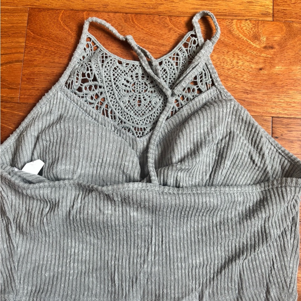 Lace Ribbed Cropped Top - Picture 3 of 5